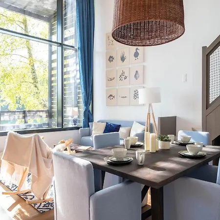 Duplex In Tournai By Fouage Pond *